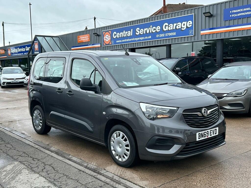 Vauxhall Combo Life 1.5 Turbo D Blueinjection Design Euro 6 Ss Grey