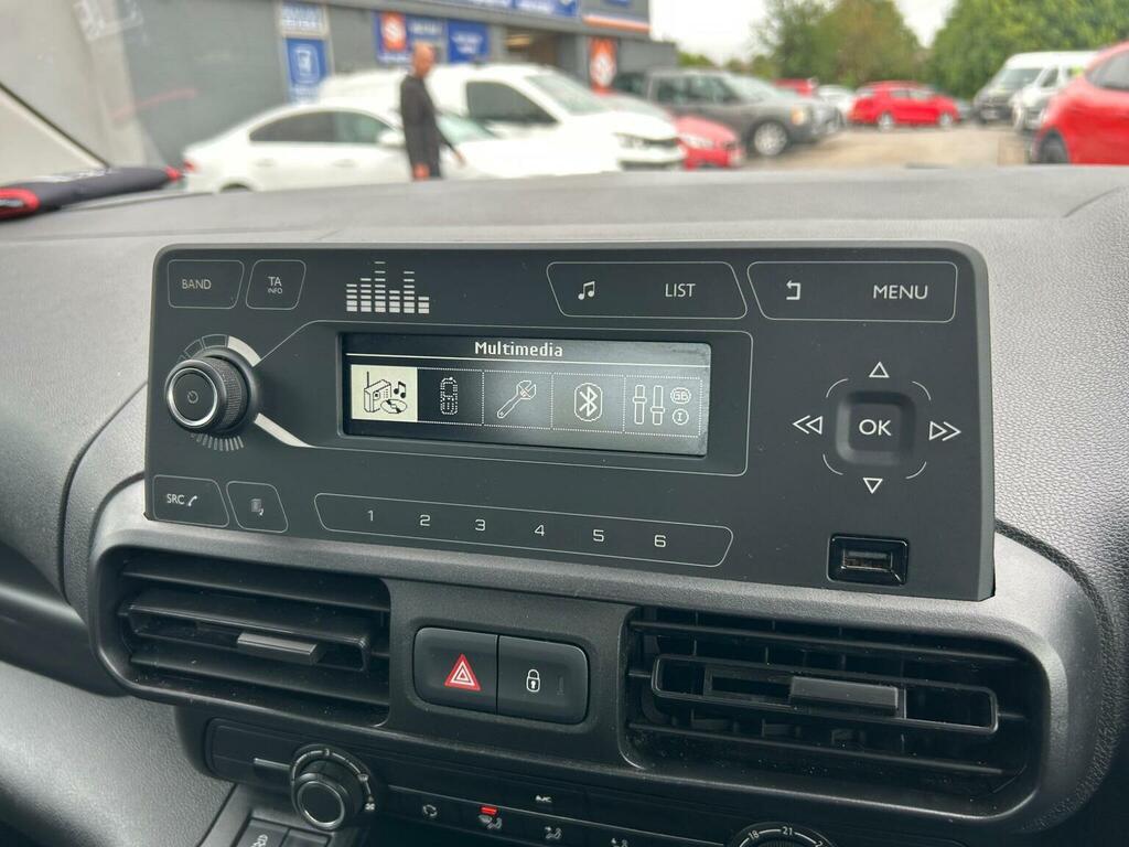 Vauxhall Combo Life Mpv Blue #9