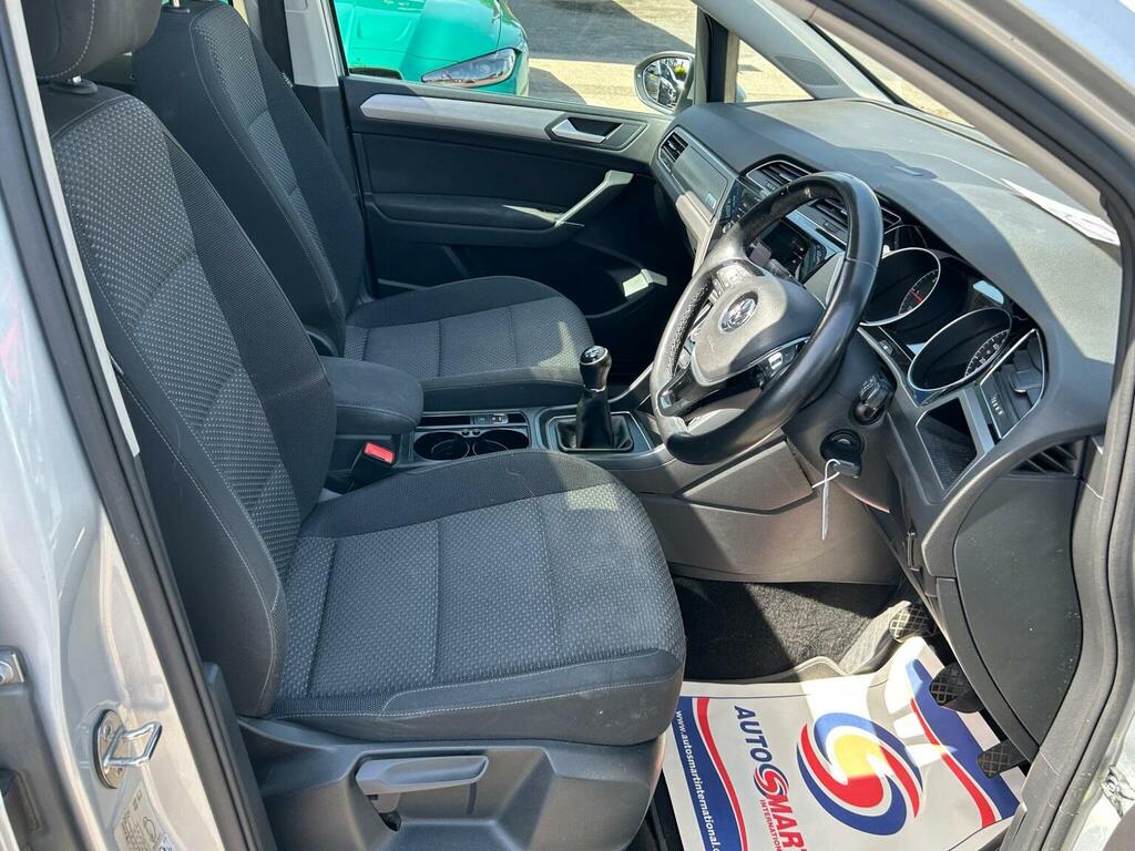 Volkswagen Touran 1.6 Tdi Se Family Euro 6 Ss Silver #5
