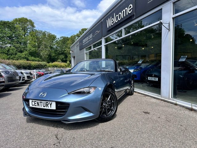 Mazda MX-5 Convertible Blue
