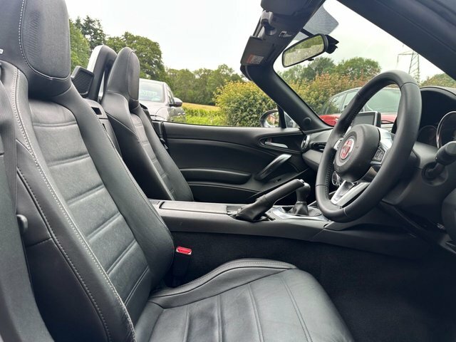 Fiat 124 Spider 1.4 Multiair Lusso Plus Convertible Brown #10