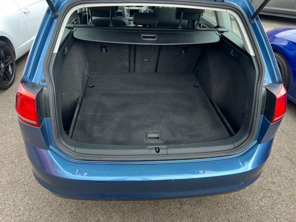 Volkswagen Golf 1L Se Blue #4