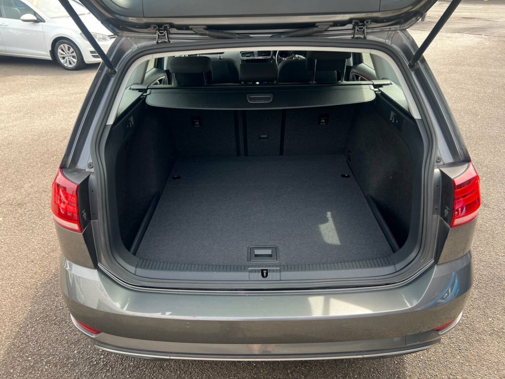 Volkswagen Golf 1L Se Nav Grey #4