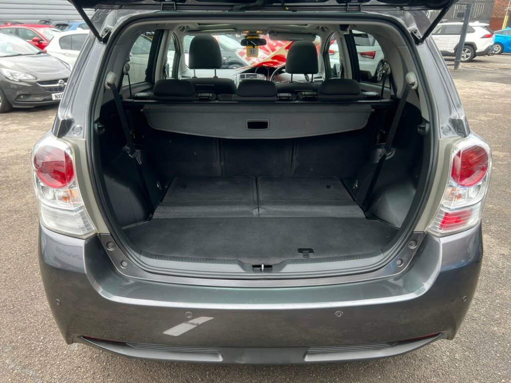Toyota Verso 1.6L Design Grey #5