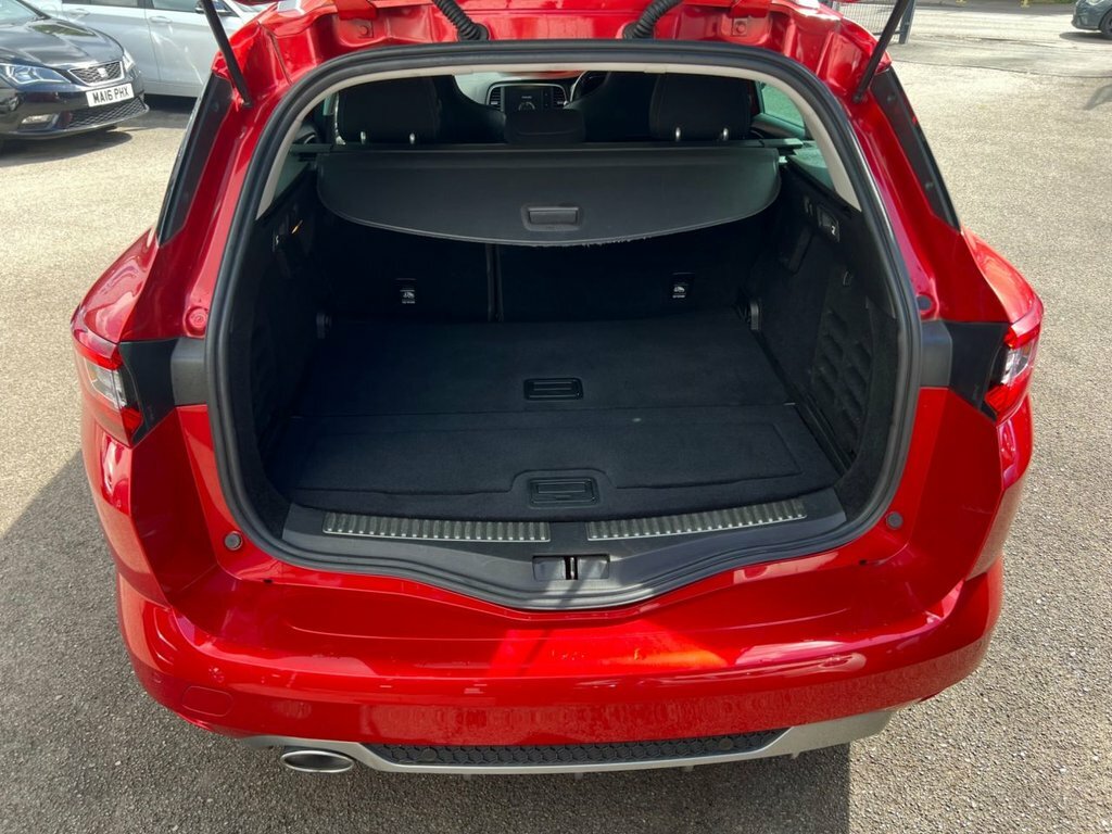 Renault Megane 1.5L Gt Line Red #3