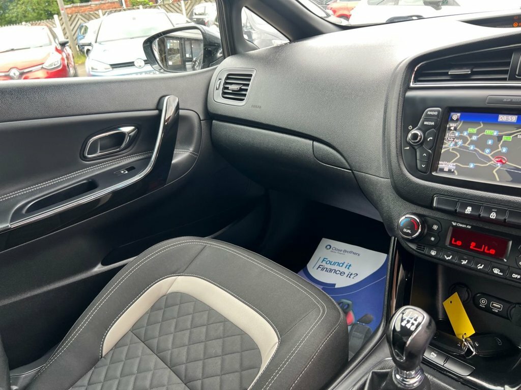 Kia Proceed Pro Ceed Gt White #25