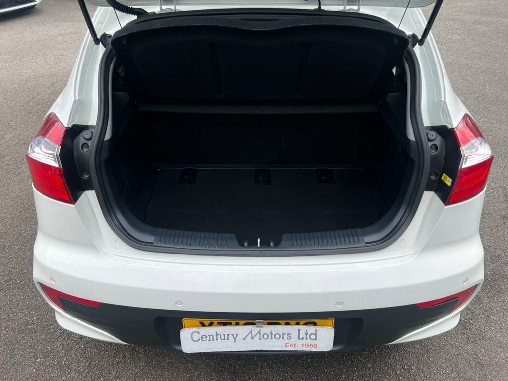 Kia RIO 1L 3 White #4
