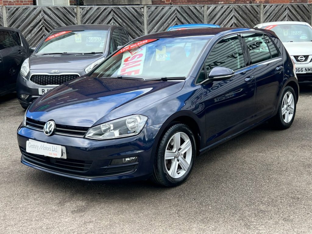 Volkswagen Golf 1L Match Blue