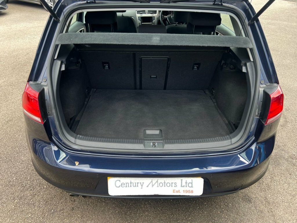 Volkswagen Golf 1L Match Blue #4