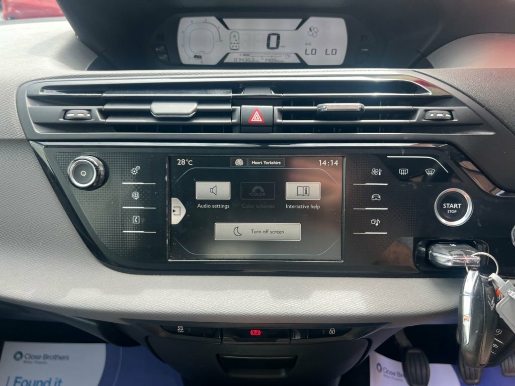 Citroen Grand C4 Picasso 1.6L Vtr Blue #3