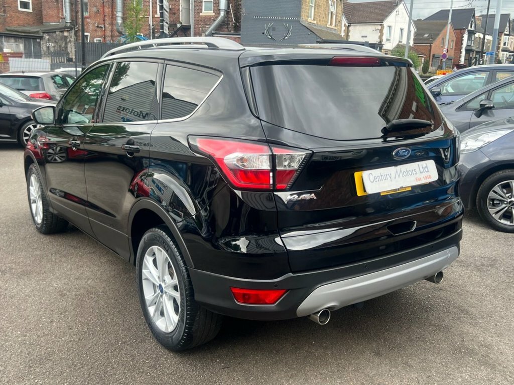 Ford Kuga 2L Titanium EG66FDX Black #3