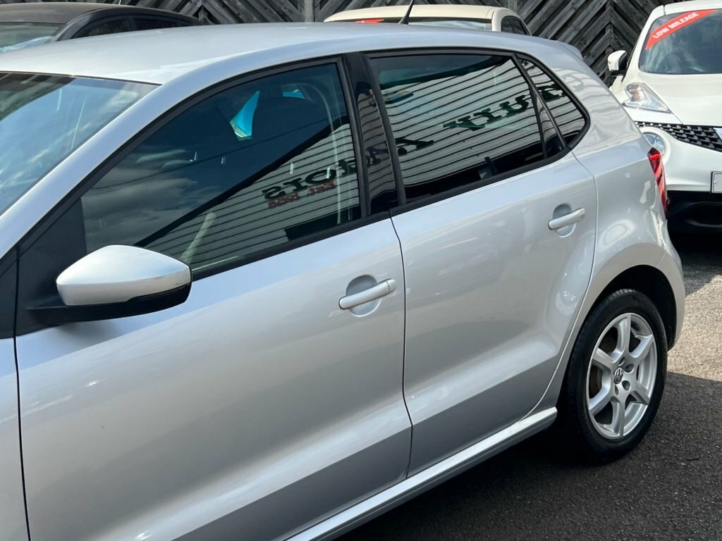 Volkswagen Polo Hatchback White #8