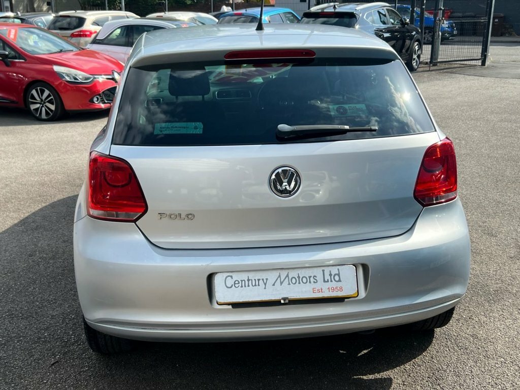 Volkswagen Polo Hatchback White #4