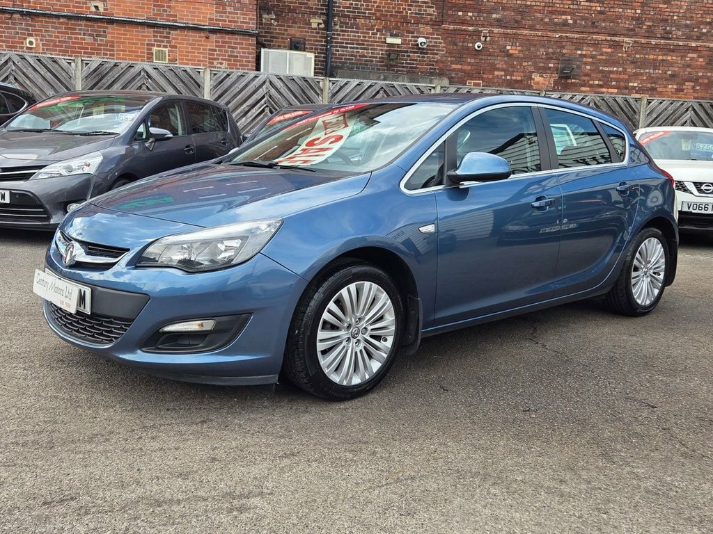 Vauxhall Astra 1.6L Excite Blue #2