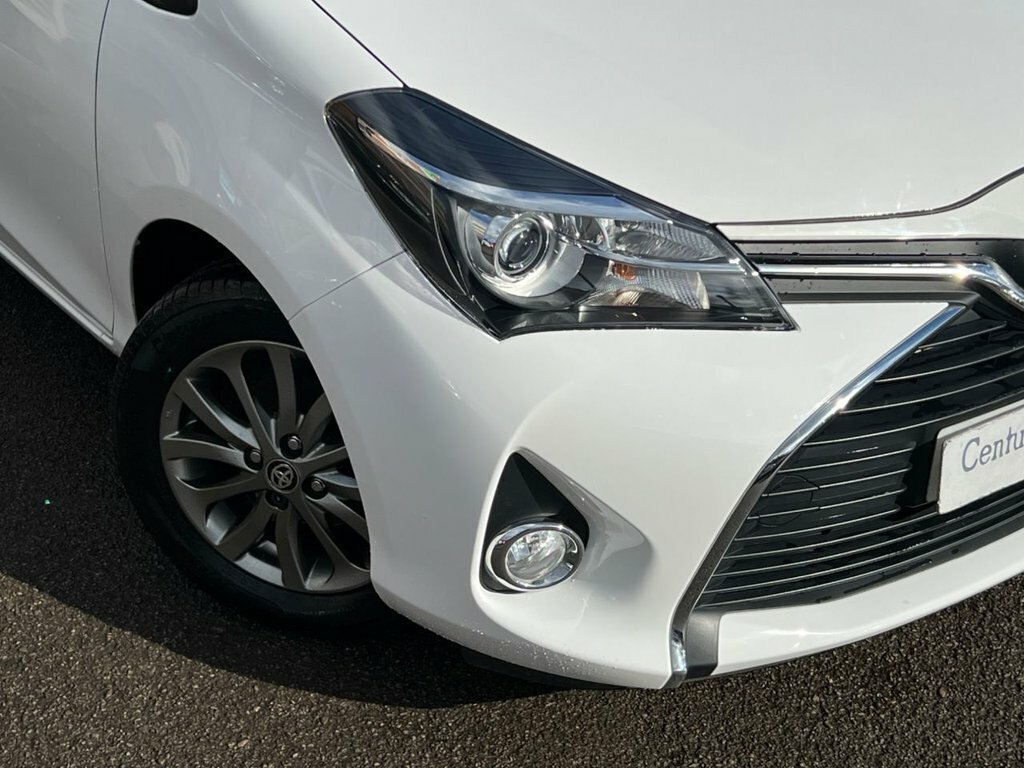 Toyota Yaris 1.3L Icon Grey #3