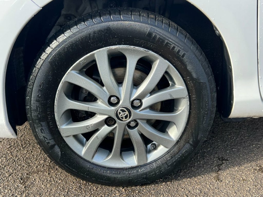 Toyota Yaris 1.3L Icon Grey #28