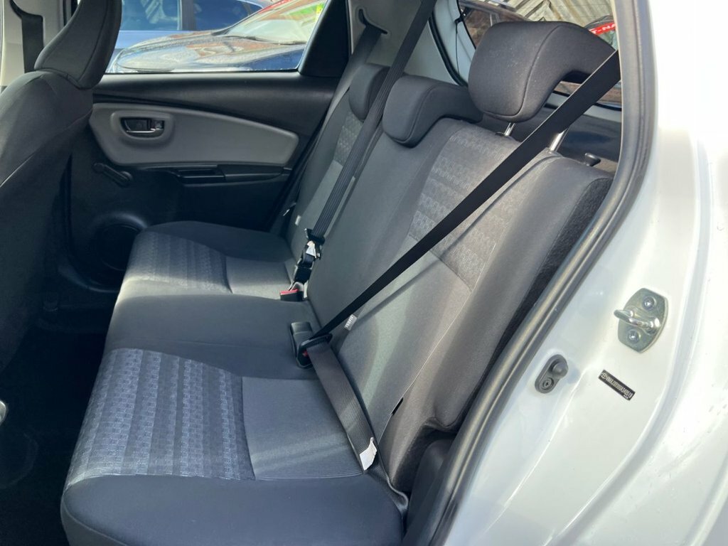 Toyota Yaris 1.3L Icon Grey #26