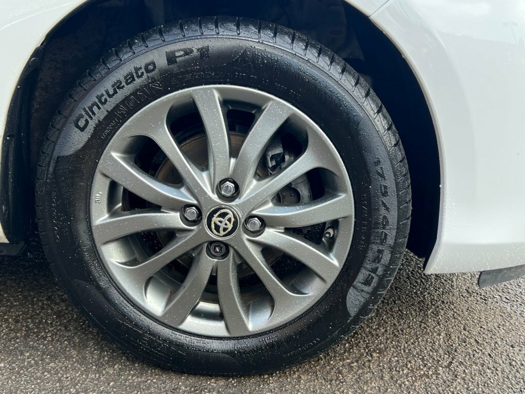 Toyota Yaris 1.3L Icon Grey #27