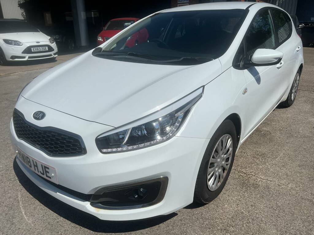 Kia Ceed 1.6 Crdi Isg 1 White #5