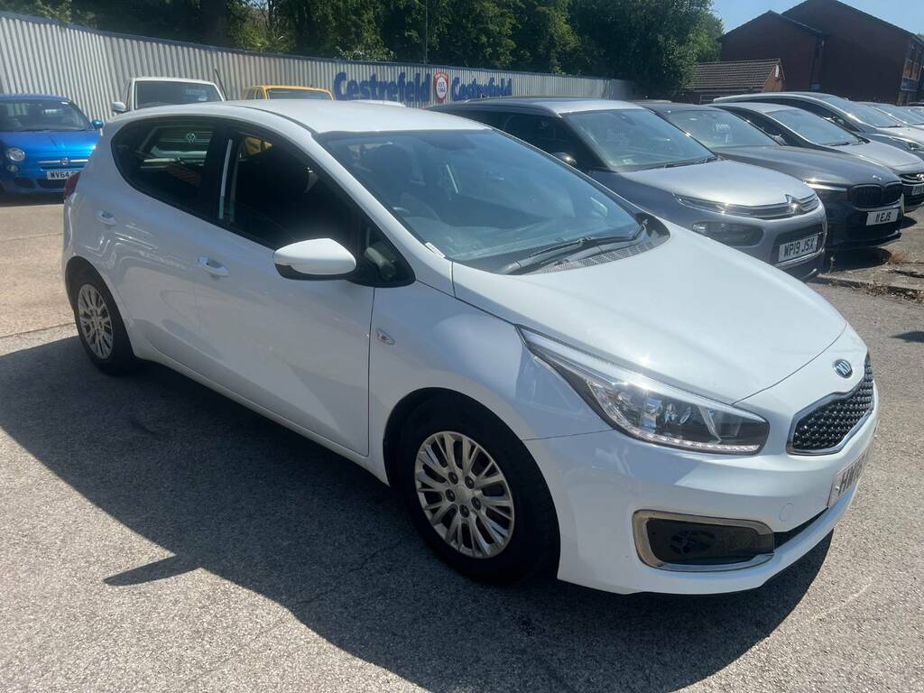Kia Ceed 1.6 Crdi Isg 1 White