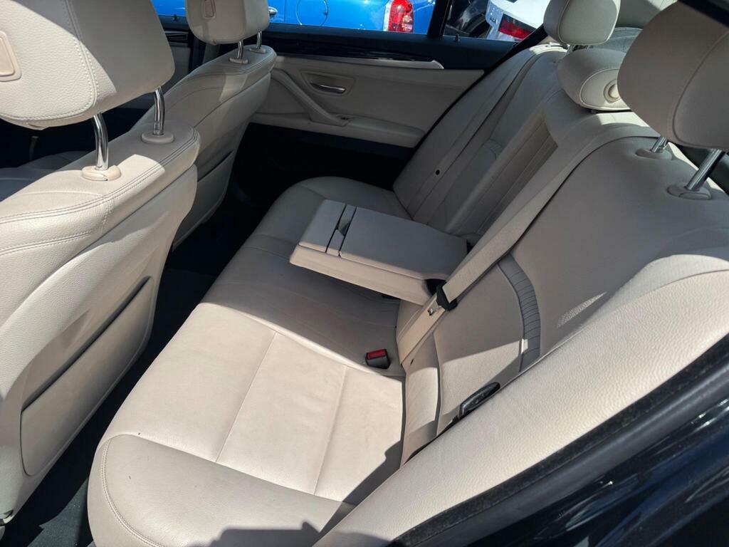 BMW 5 Series 520D M Black #19