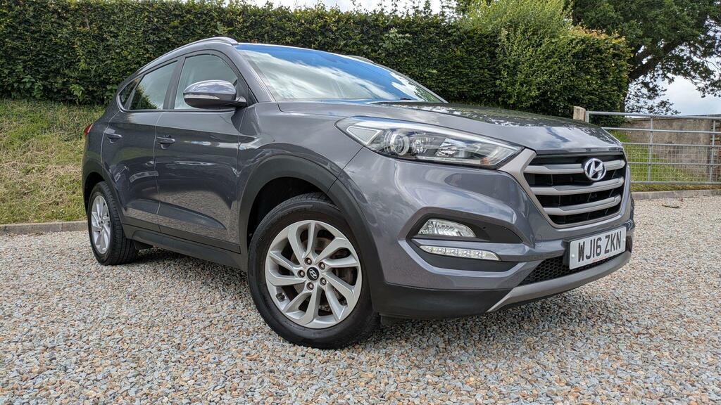 Hyundai Tucson 1.7 Crdi Blue Drive Se Nav Euro 6 Ss WJ16ZKN Grey