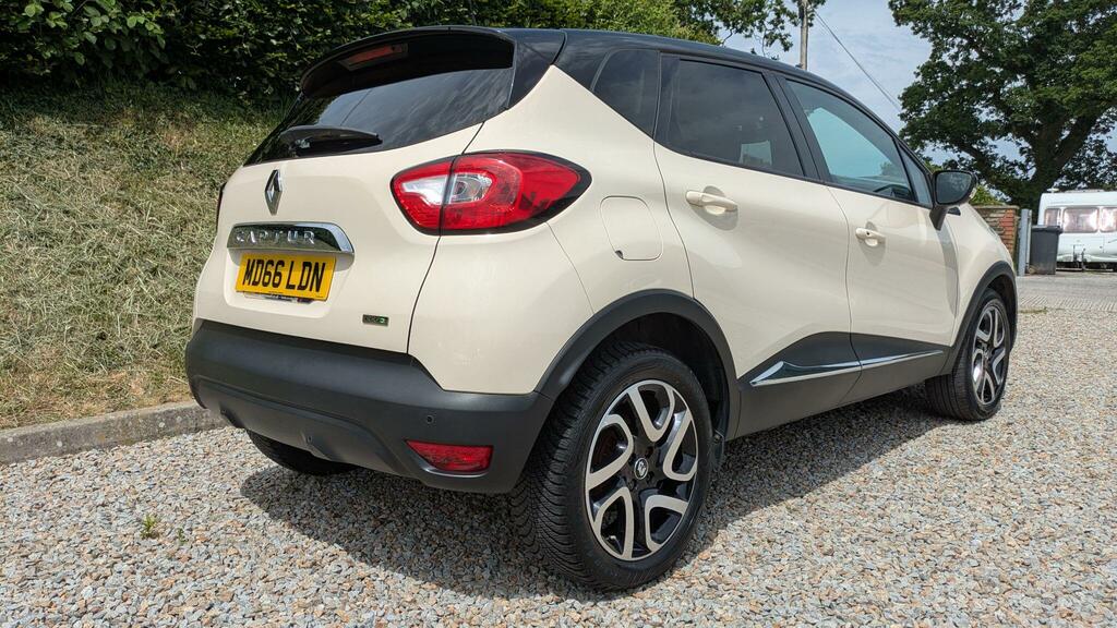 Renault Captur 1.5 Dci Energy Dynamique S Nav Euro 6 Ss 5 MD66LDN White #3