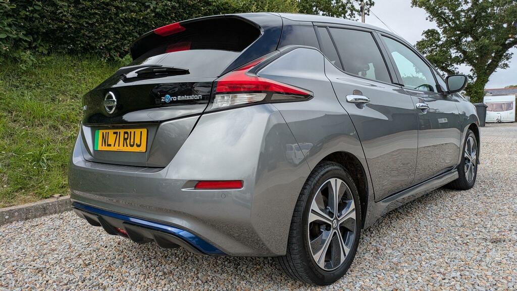 Nissan Leaf N-connecta Grey #5
