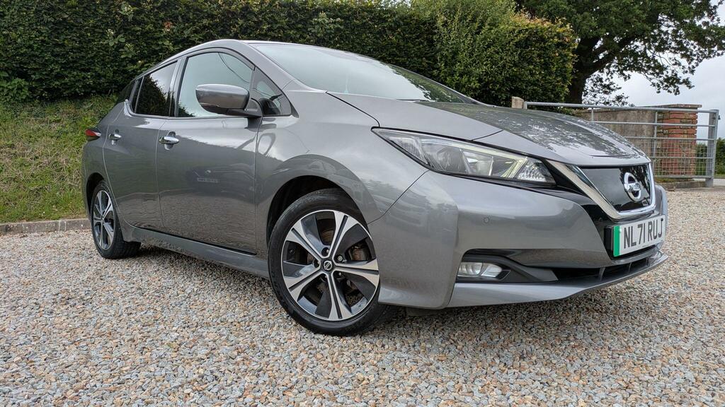 Nissan Leaf N-connecta Grey