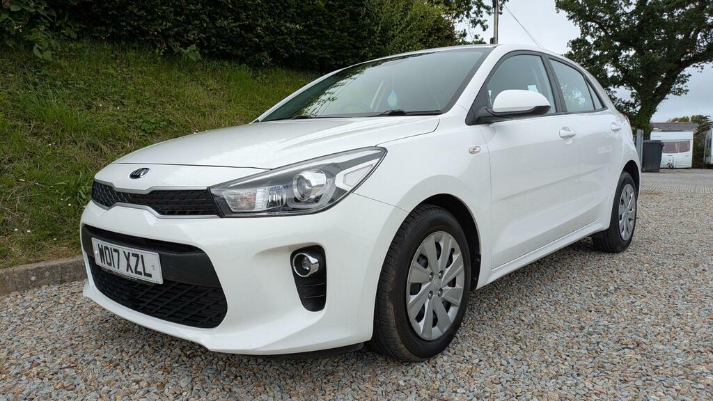 Kia RIO 1.2 2 83 Bhp White #7