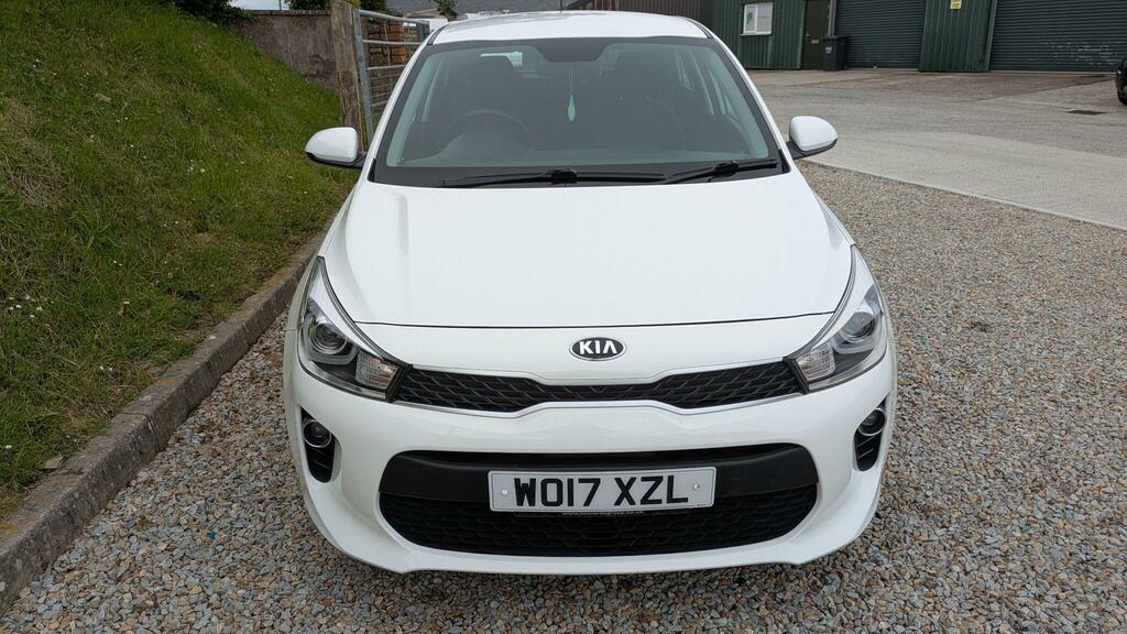 Kia RIO 1.2 2 83 Bhp White #8