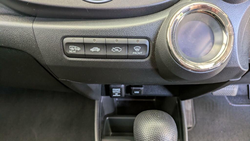 Honda Jazz Hatchback 1.4 White #25