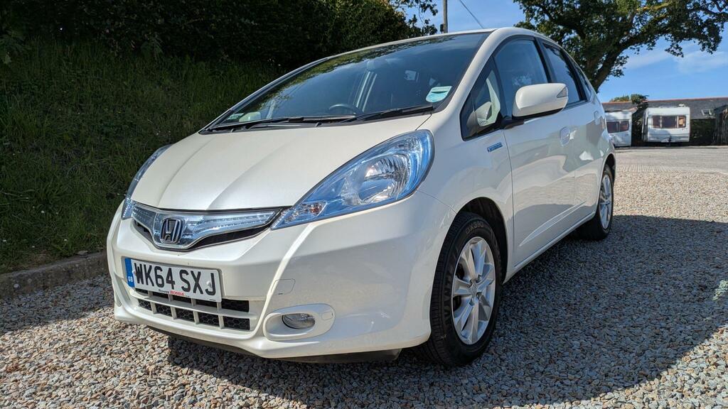 Honda Jazz Hs White #2