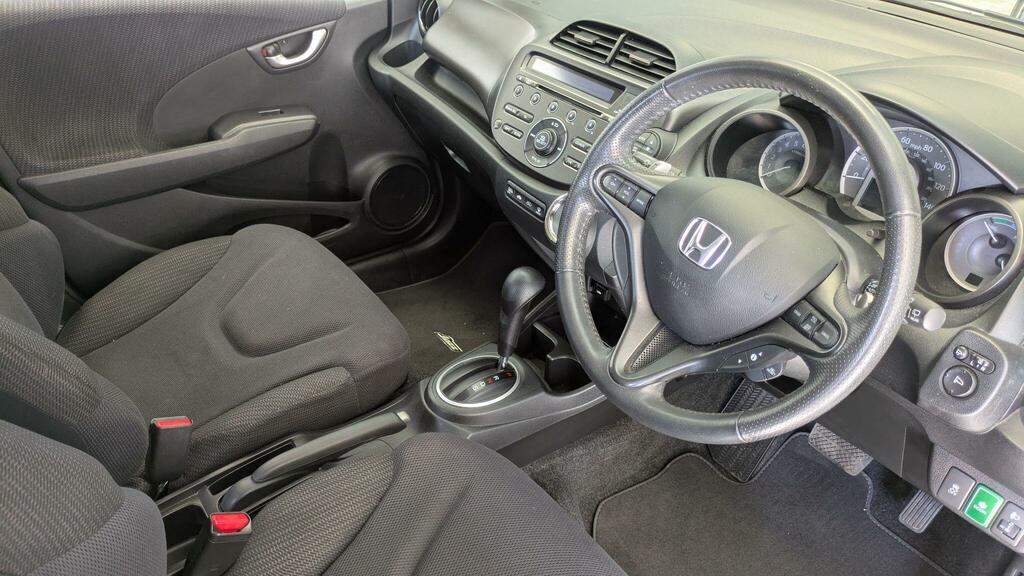Honda Jazz Hatchback 1.4 White #28
