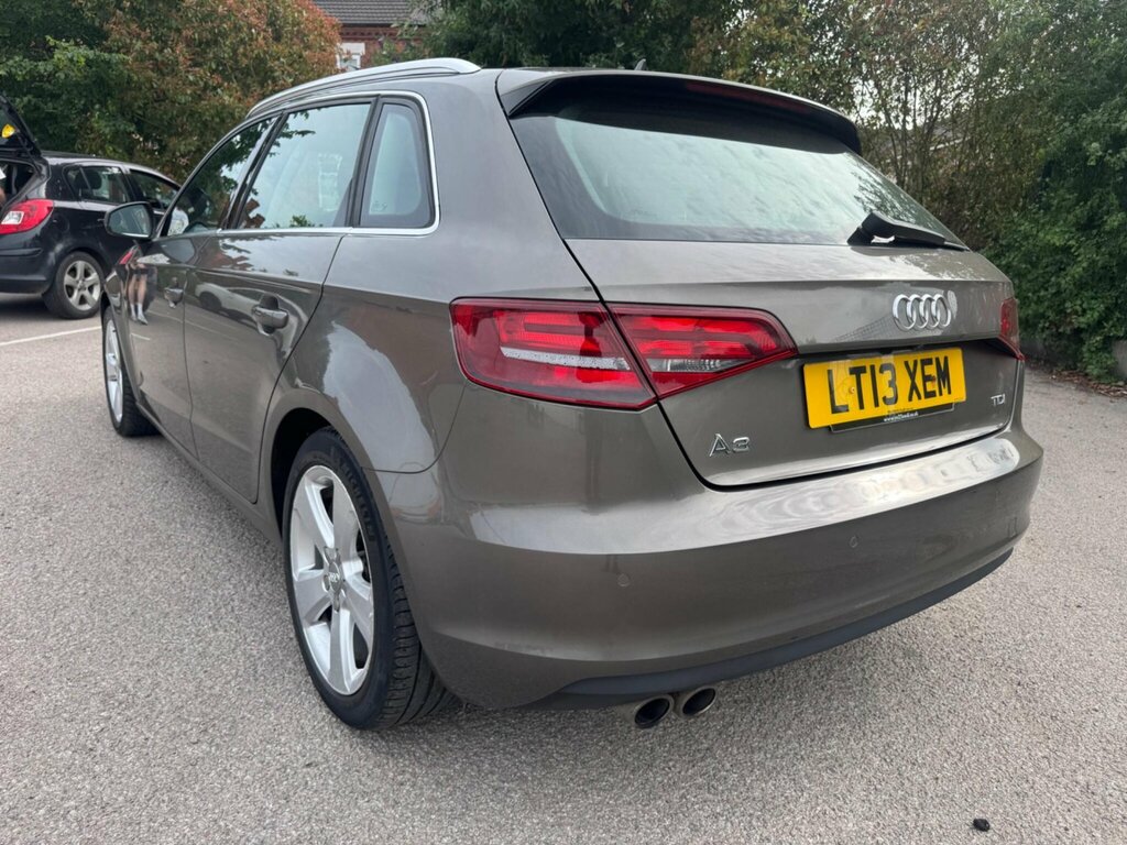 Audi A3 2.0 Tdi S Line Sportback Euro 5 Red #11