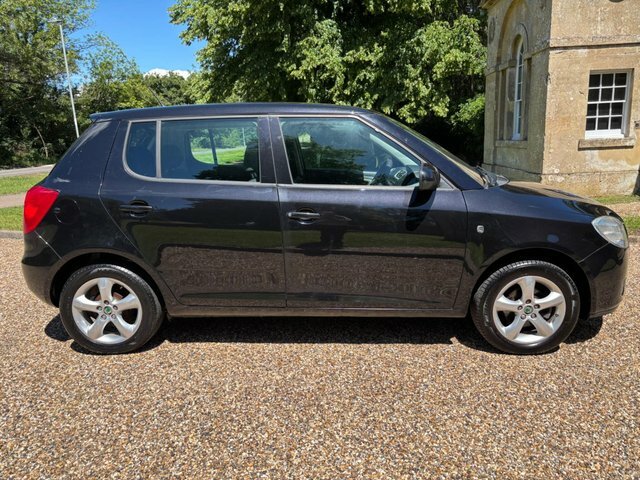 Skoda Fabia 1.2 Htp 12V 2 Black #2