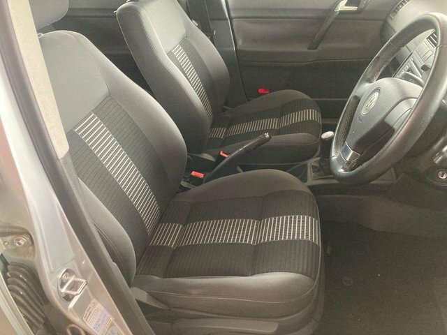 Volkswagen Polo 1.2 Match Silver #2
