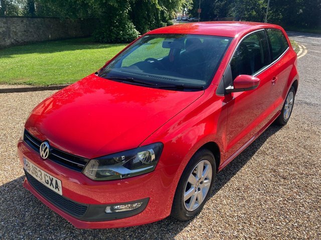 Volkswagen Polo 1.2 Match Edition Euro 5 BJ63GXA Red #2