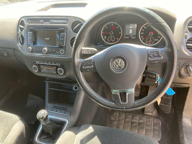 Volkswagen Tiguan 2.0 Tdi Bluemotion Tech Grey #9