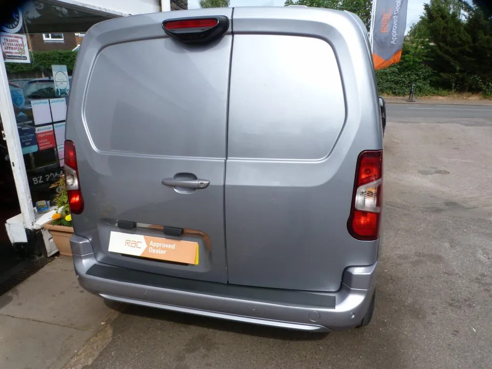 Peugeot Partner 1.5 Hdi 1000 Asphalt Grey #5