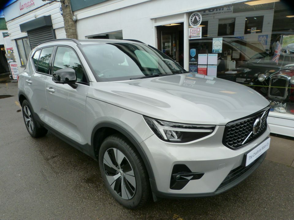 Volvo XC40 1.5H T4 Recharge Plus Silver #4