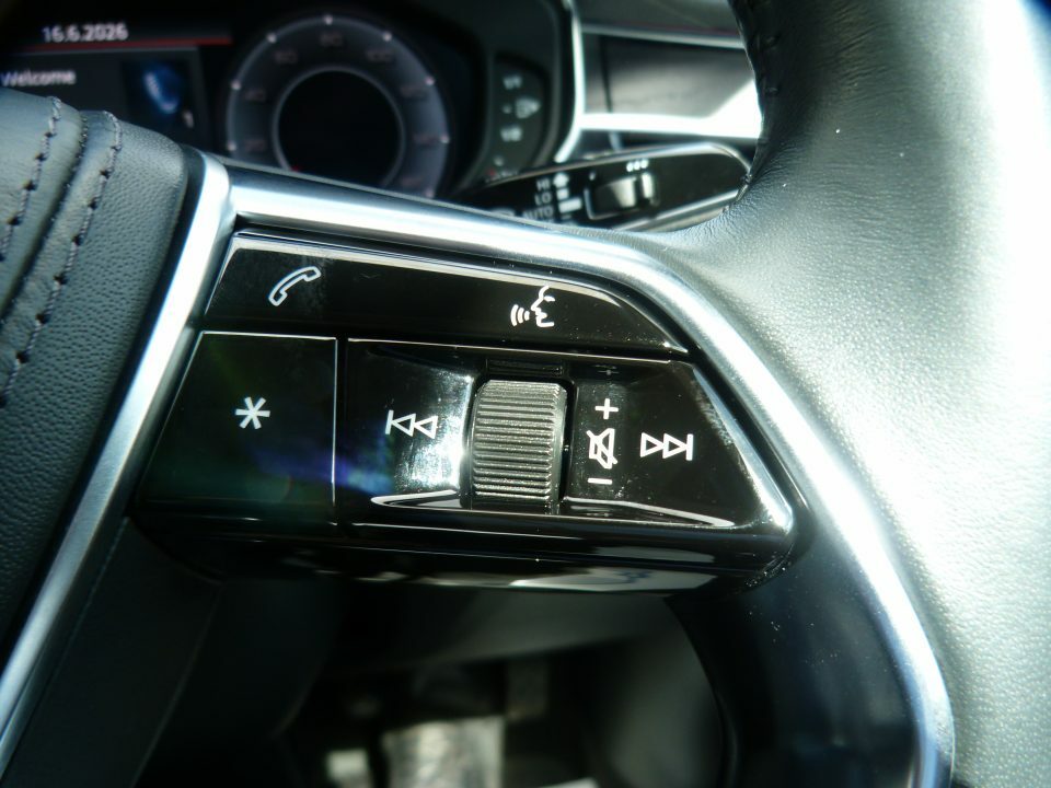 Audi A8 3.0 Tdi V6 50 Saloon Tiptronic Quattro Grey #31