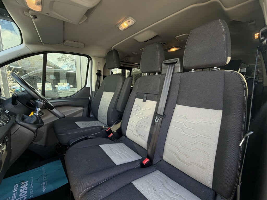 Ford Tourneo Custom 2.0 Tdci Ecoblue 170Ps Low Roof 8 Seater Titanium Grey #16