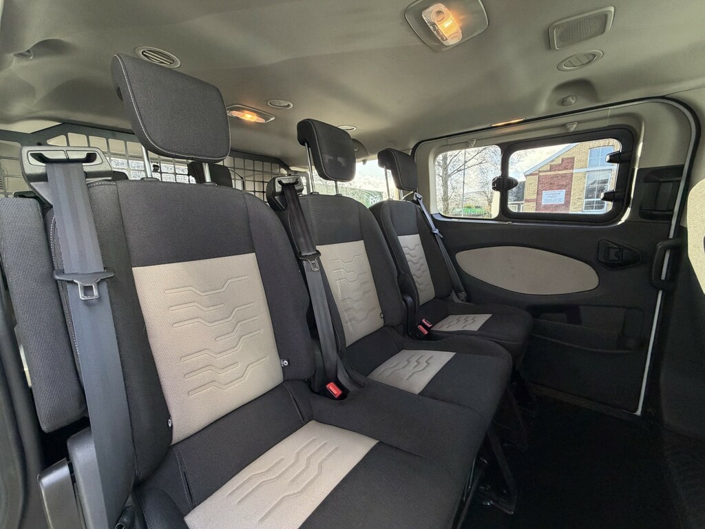 Ford Tourneo Custom #23