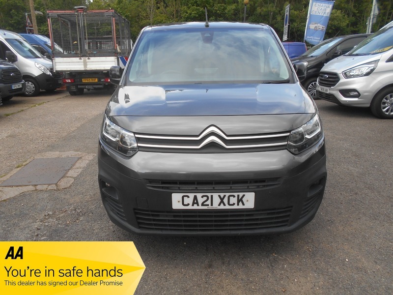 Citroen Berlingo 2021 1000Driver Grey
