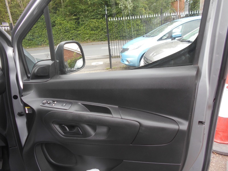 Citroen Berlingo Driver 1.5 Bluehdi 1000 #24