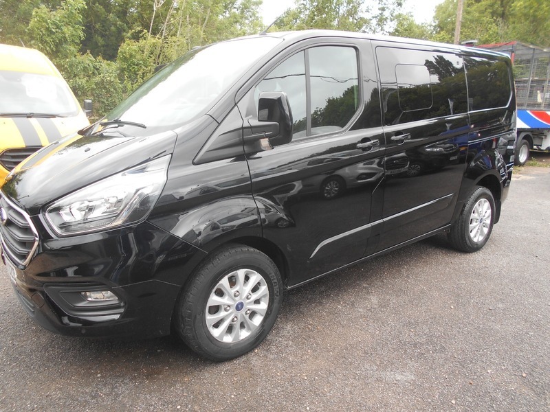 Ford Transit Custom 2018 320 Limited L1 Black #3