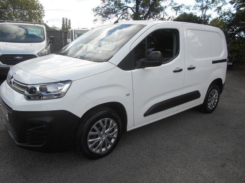 Citroen Berlingo 2020 1000 Enterprise M White #3