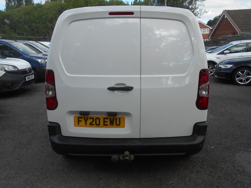 Citroen Berlingo 2020 1000 Enterprise M White #4