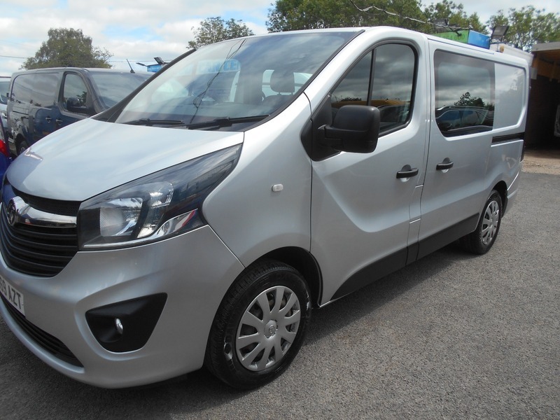 Vauxhall Vivaro 2020 Crewcab L1h1 2900 Silver #3